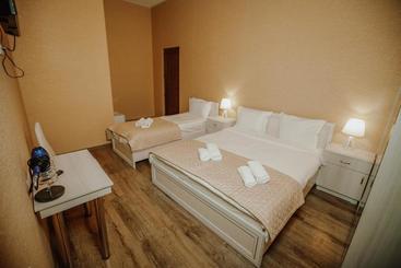 هتل Sresidence