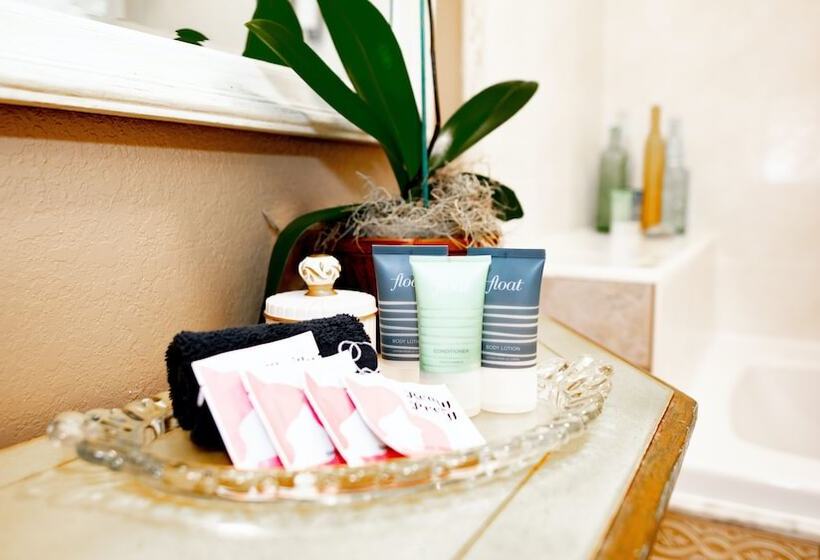 Bed and Breakfast Meranova Guest Inn