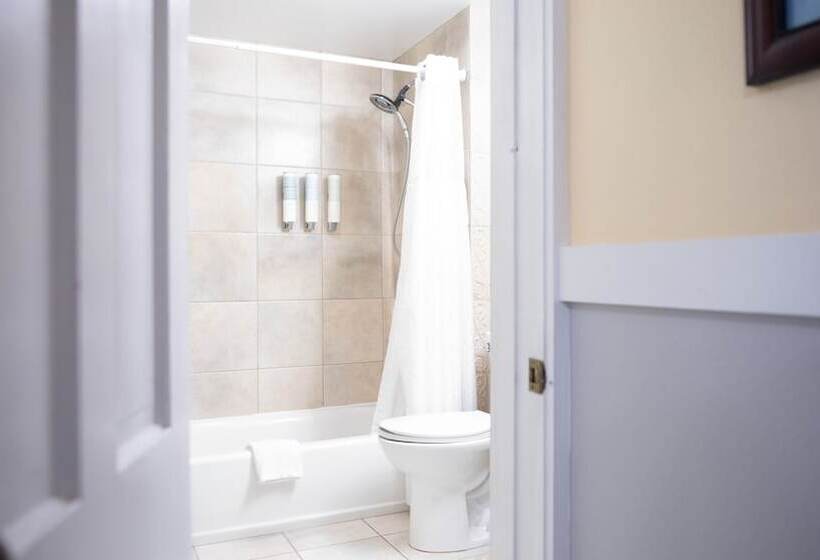 Bed and Breakfast Meranova Guest Inn