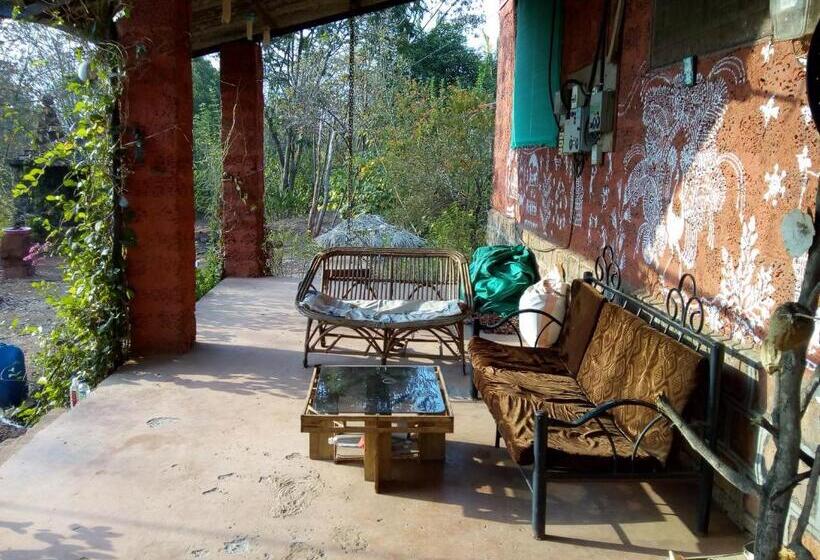 بنسيون Vidya Konkan Agro Tourism