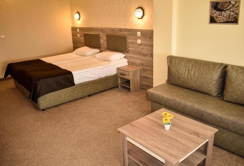 استراحتگاه Complex Bolyarsko Selo & Spa