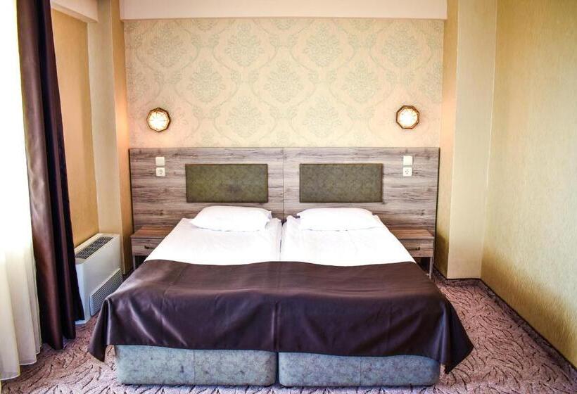 استراحتگاه Complex Bolyarsko Selo & Spa