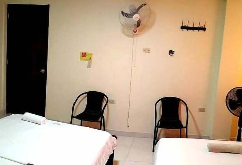 هتل Merkezi Saray