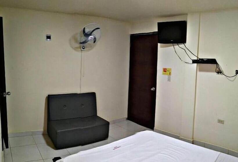 هتل Merkezi Saray