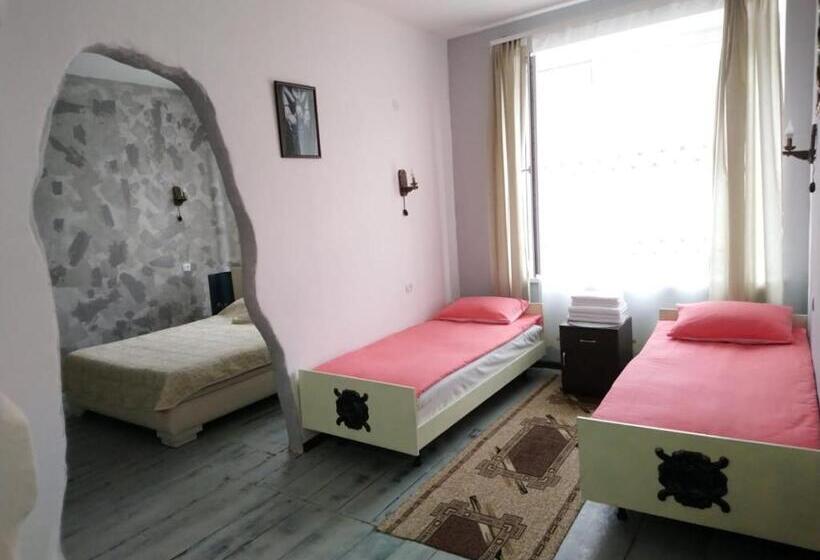 تختخواب و صبحانه Aparthotel In Alaverdi