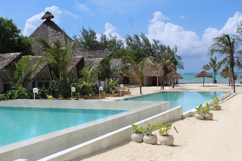 אתר נופש Fun Beach