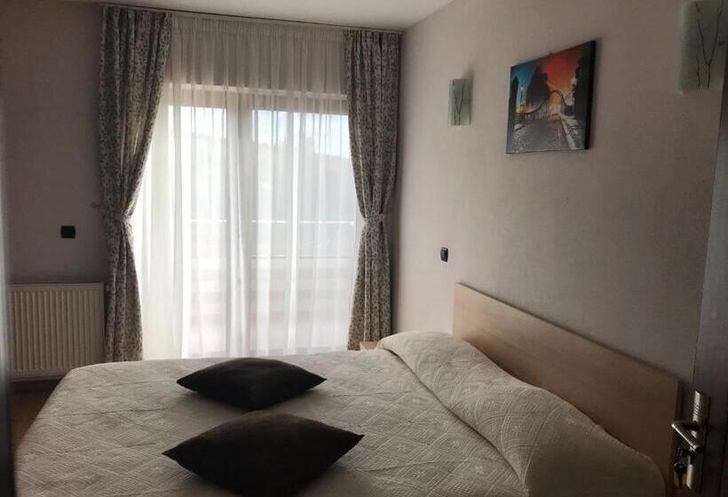Pensiunea Granada