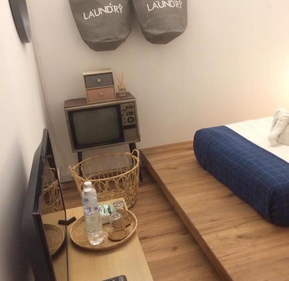 Spinomad Hostel