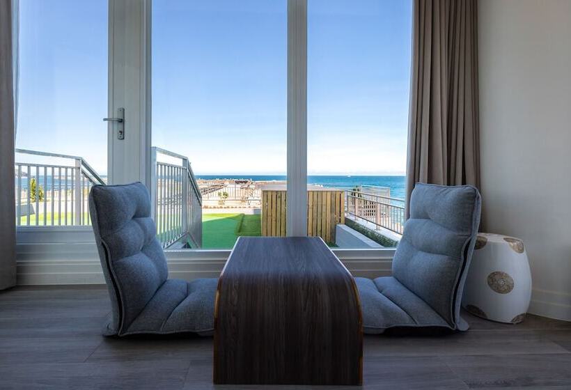 هاستل Brighthouse