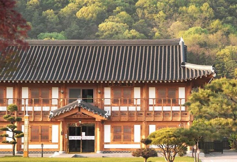 酒店 Jeonju Wangyijimil Hanok