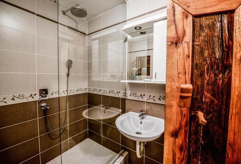 مُتل Srpsko Andrejevo Selo