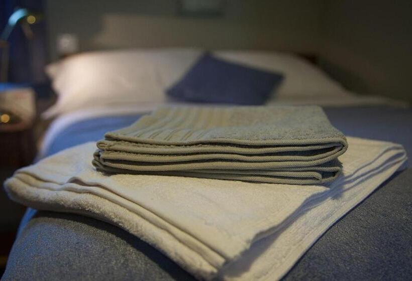 مُتل Vila Mila Riverside Apartments