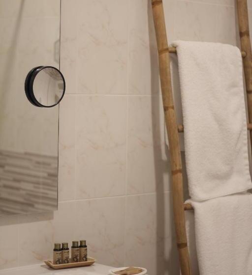 پانسیون Hostal Rural Can Pau