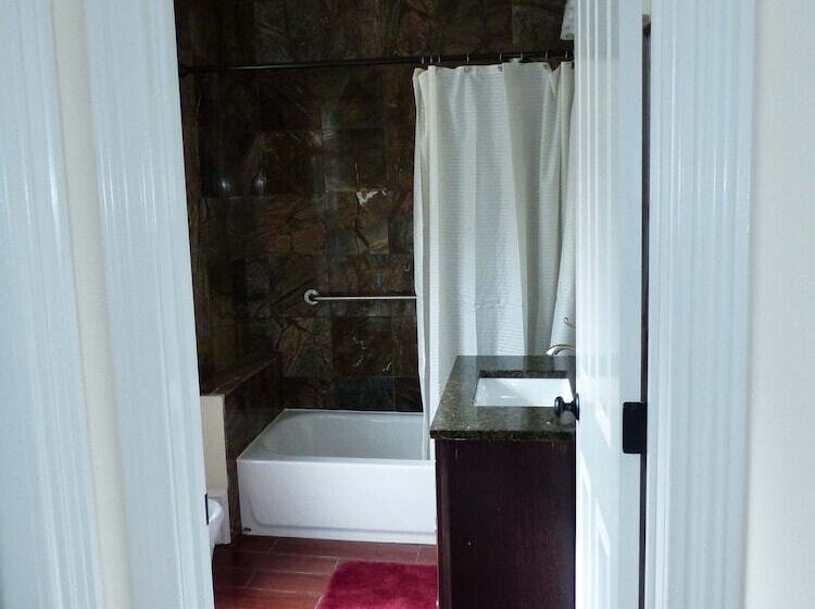 تختخواب و صبحانه Davis Square Inn