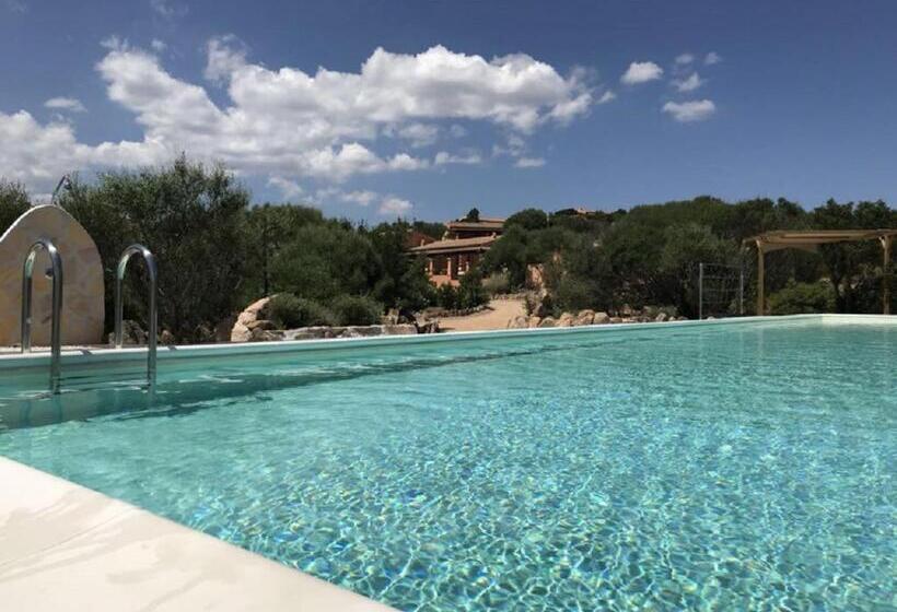 Casagliana Suite Resort