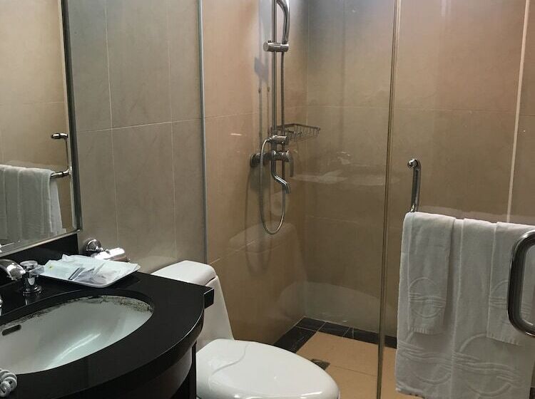 هاستل Gin Lon Lake Motel