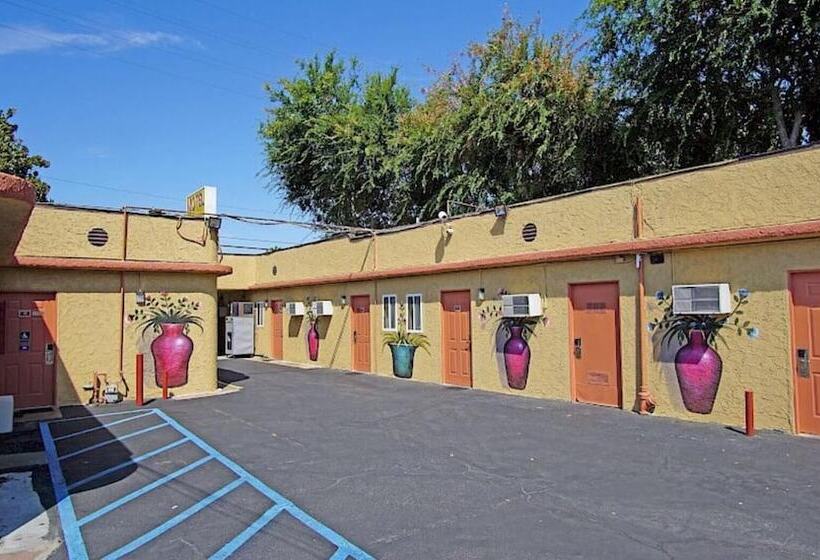 Griffith Park Motel   La Hollywood Area