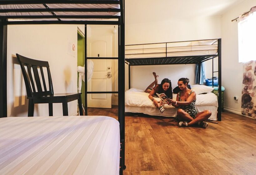 Central Maui Hostel