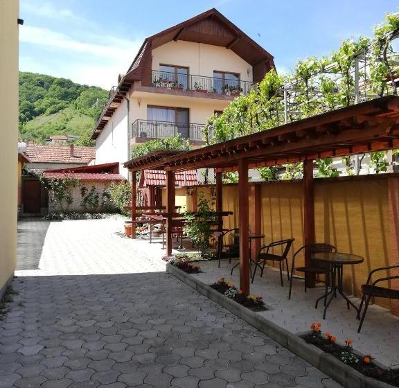 پانسیون Casa Daomi