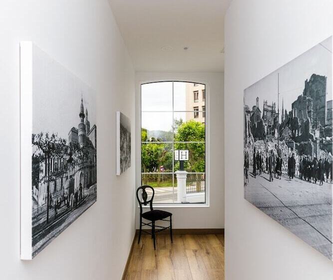 پانسیون Suite Home Pinares
