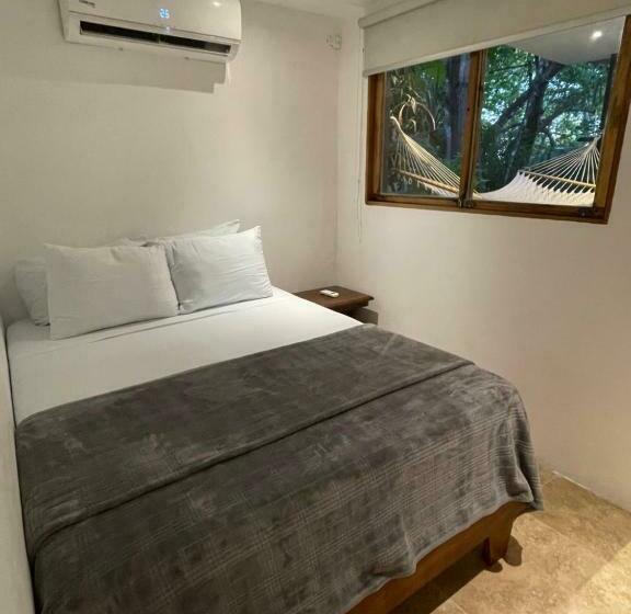ホテル Casa Cecilia Beach Front