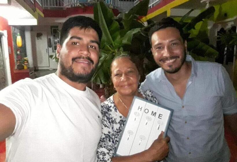 هاستل Posada Nativa Licy