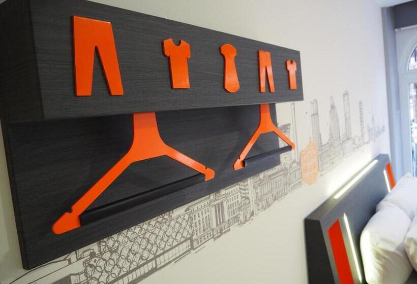 Easyhotel Leeds