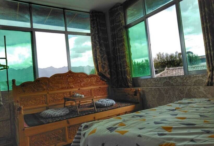 بنسيون Zishuo Zihua Guest House