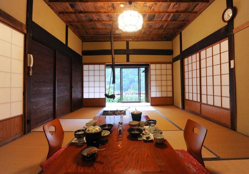 旅館 Kazuraya