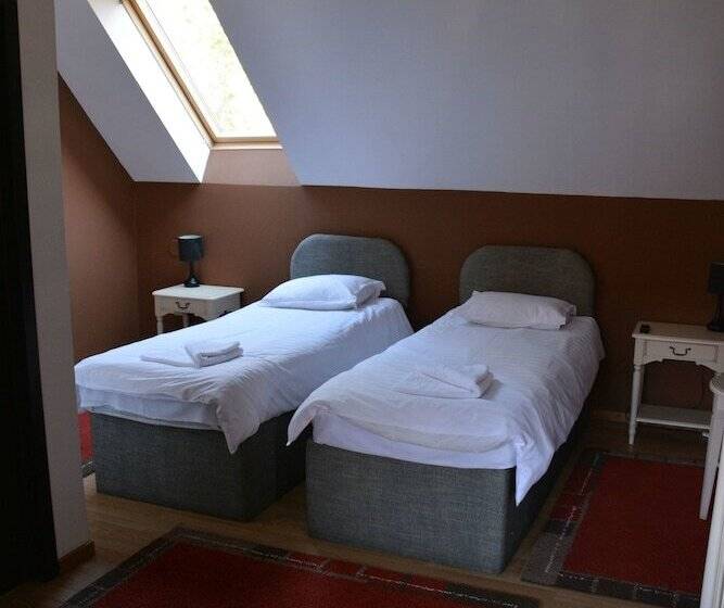 호스텔 Cristian Inn
