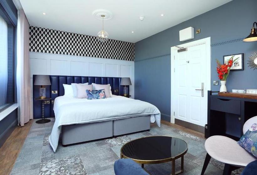 تختخواب و صبحانه St Martins Lodge