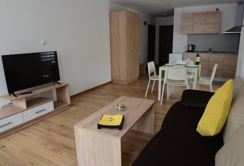 בית מלון כפרי Active Apartments