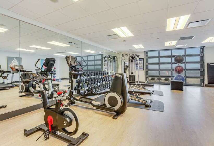 هتل The Lodge At Gulf State Park, A Hilton