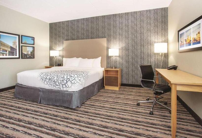 فندق La Quinta By Wyndham Buffalo Amherst