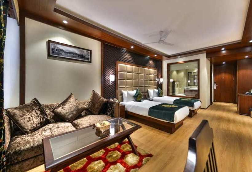 فندق Solomon Heights