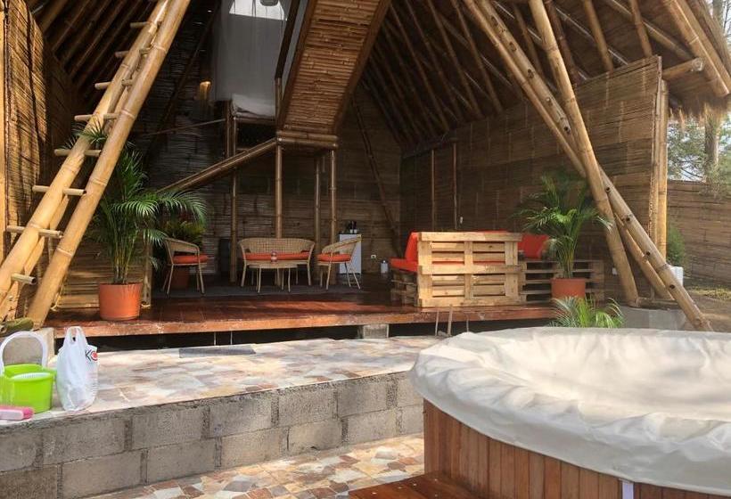 ユースホステル Samay Glamping Airport