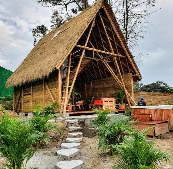 ユースホステル Samay Glamping Airport