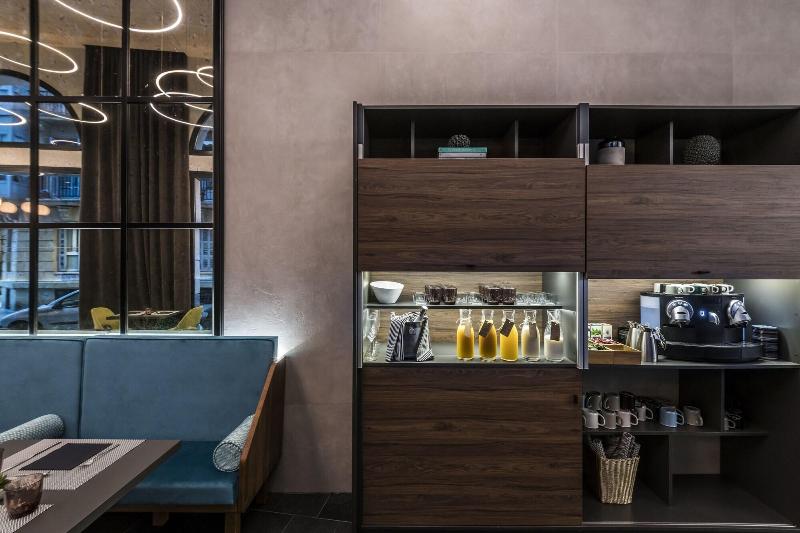 فندق Intelier Victoria