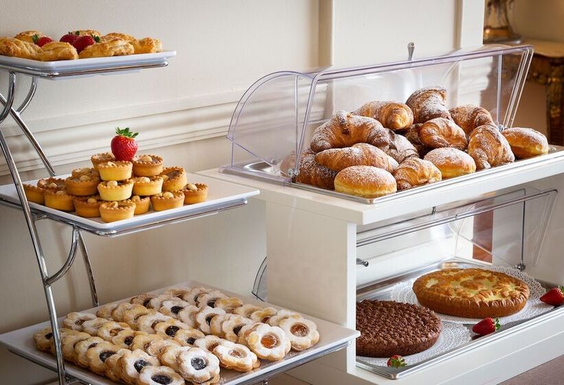 هتل Hnn Luxury Suites