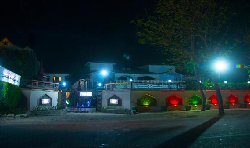 منتجع La Bellevue
