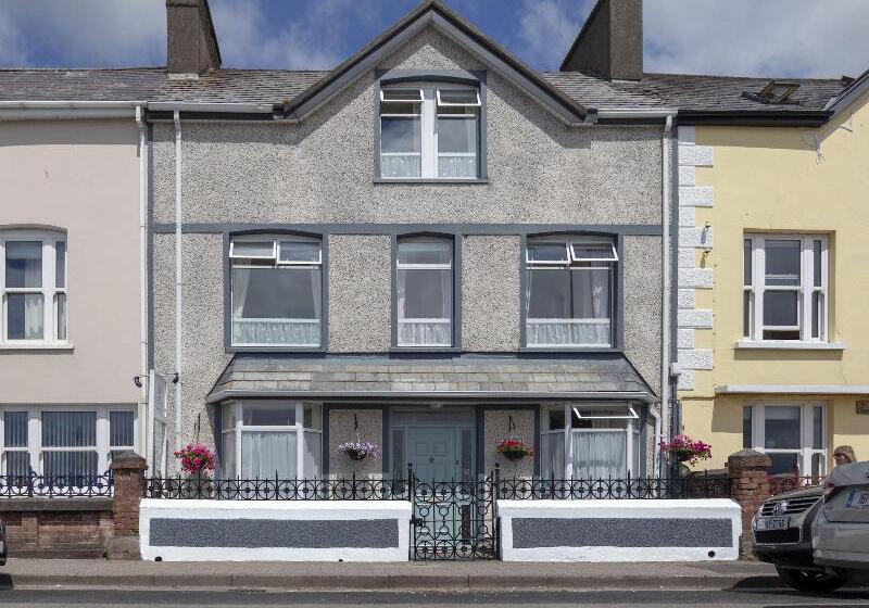 פנסיון The Waterfront