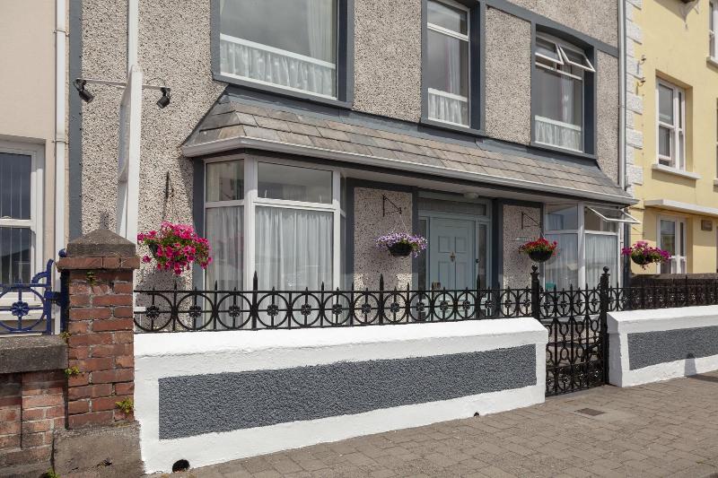 פנסיון The Waterfront