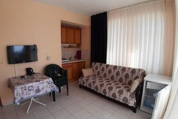 öznur Apart Otel