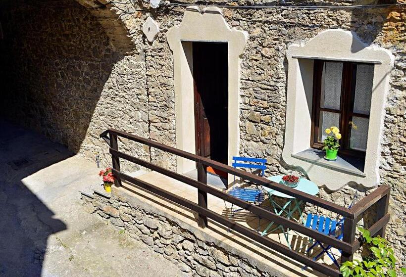 민박 La Casa Dei Nonni Castelbianco