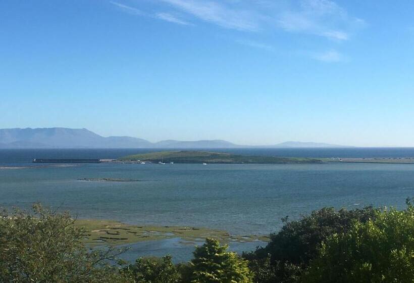 مبيت وإفطار Mcloughlins Of Mulranny