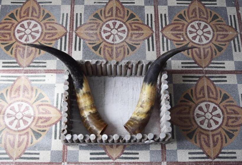مبيت وإفطار Palazzo D'amaro Historical Residence