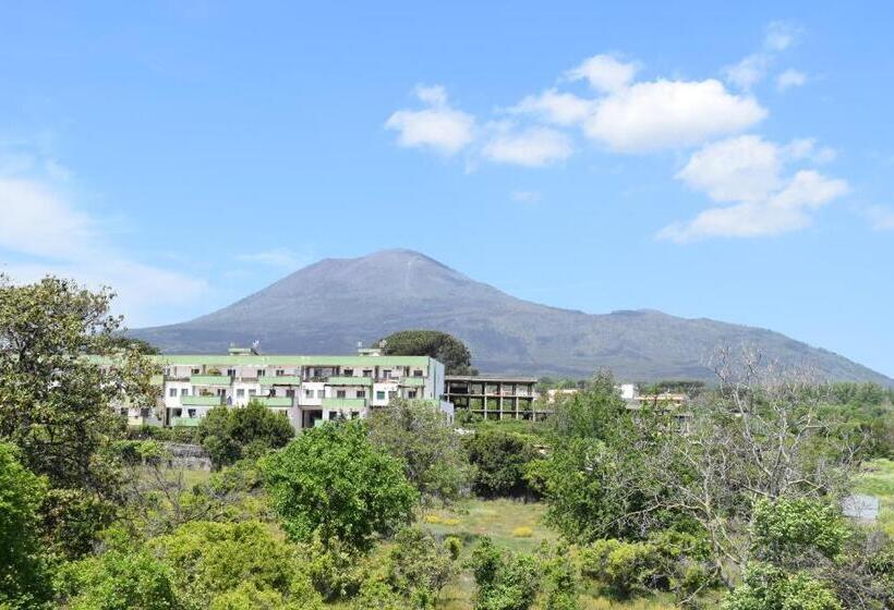 مبيت وإفطار Palazzo D'amaro Historical Residence