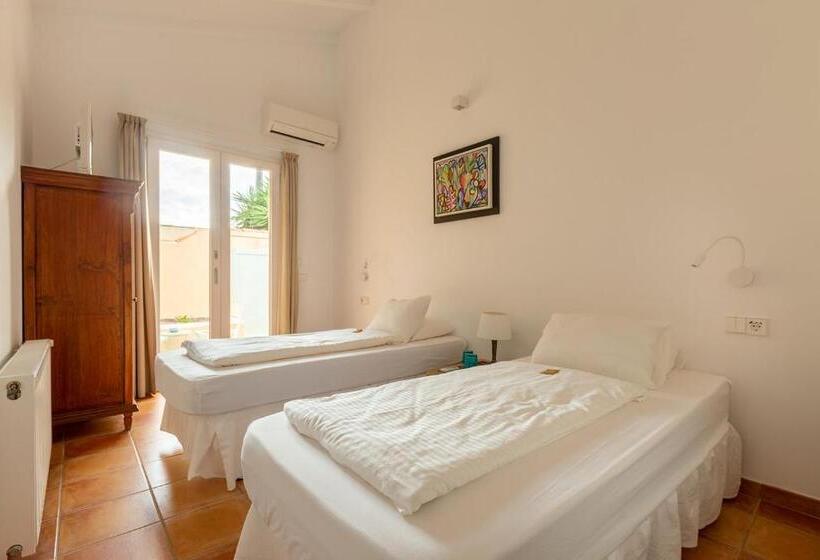 בית מלון כפרי Finca Amapola   Agrotourismus