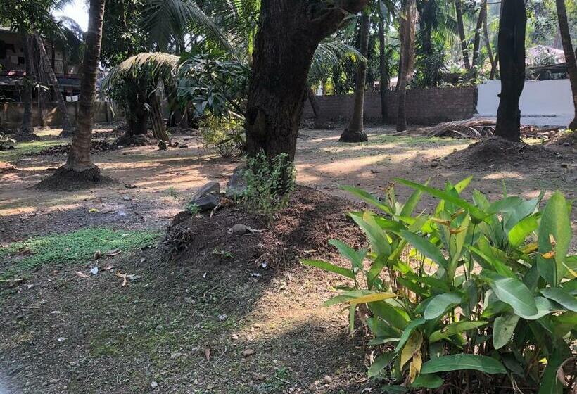 Hotel Prabhukrupa Tourist Farm