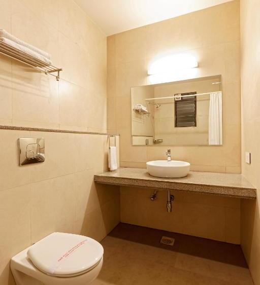 בית מלון כפרי Classic Mid Town